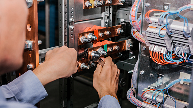 Preserving LV panels and cables: the tests carried out by KEMA Labs