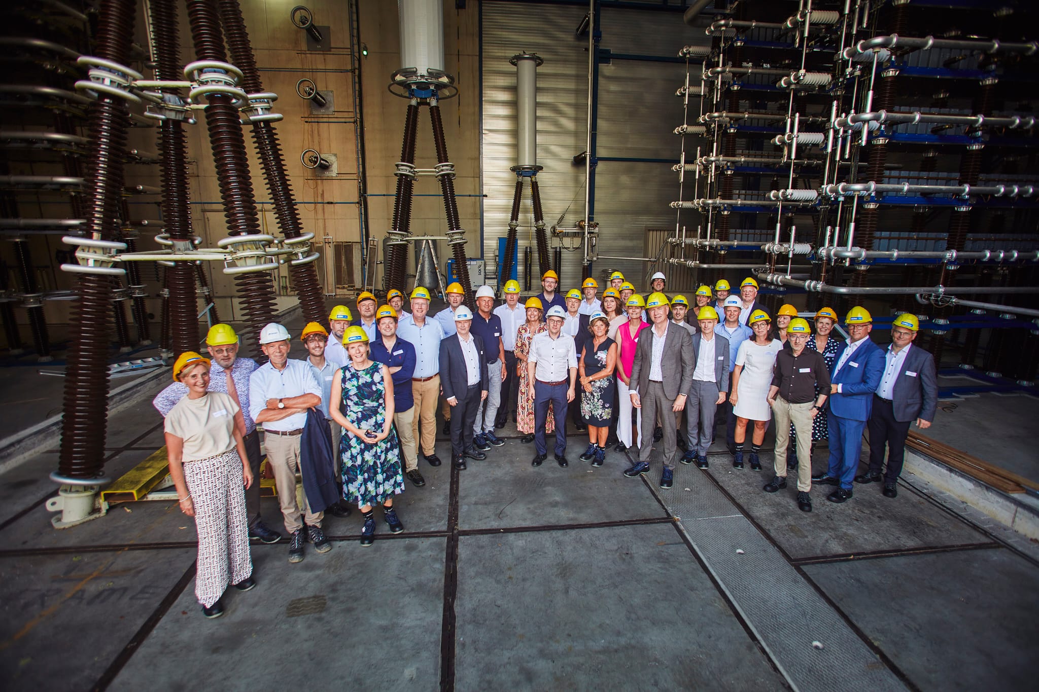 KEMA Labs Welcomes Dutch Parliament Members and Provincial Executives